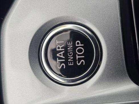 Used 2024 Nissan Altima 2.5 SV image 24