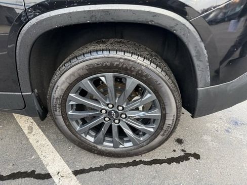 Certified 2023 Chevrolet Traverse RS w/ LPO, Floor Liner Package image 5