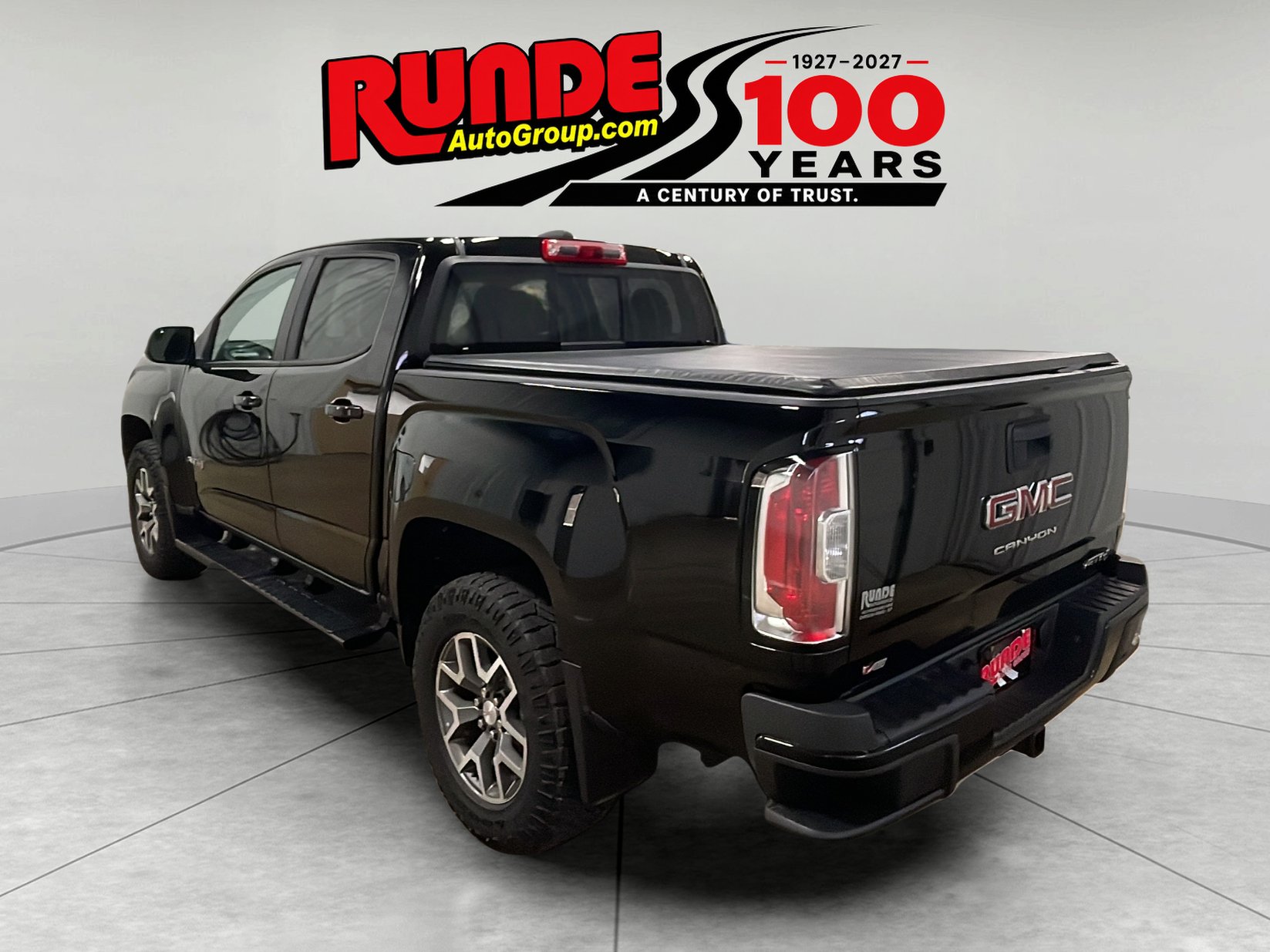 Used 2021 GMC Canyon AT4 w/ Trailering Package AWD/4WD image 3