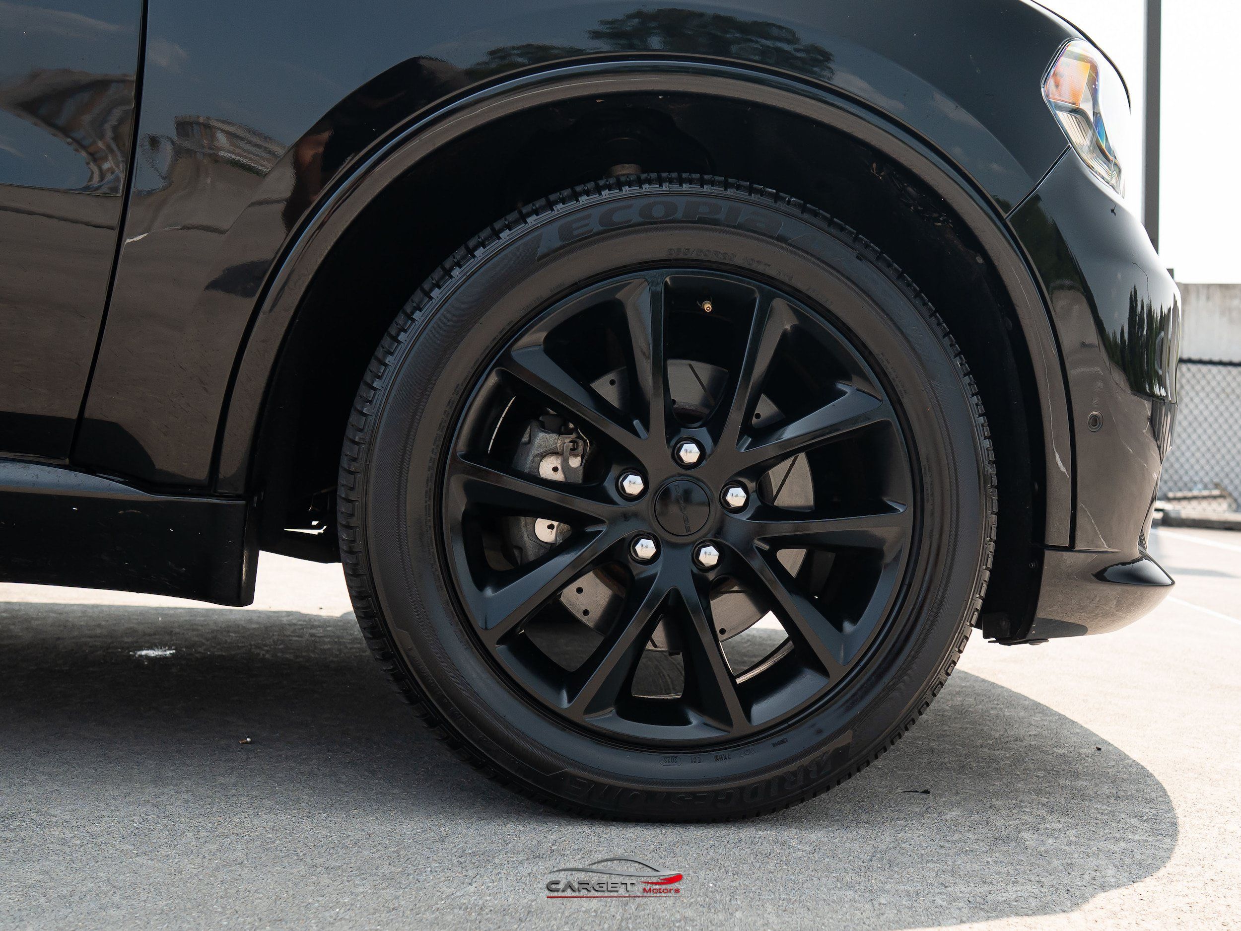 Used 2018 Dodge Durango R/T w/ Blacktop Package AWD/4WD image 10
