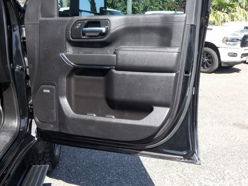 Used 2023 GMC Sierra 2500 AT4 w/ AT4 Preferred Package AWD/4WD image 49