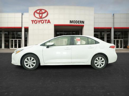 New 2026 Toyota Corolla LE image 10