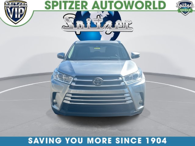 Used 2019 Toyota Highlander XLE AWD/4WD image 4