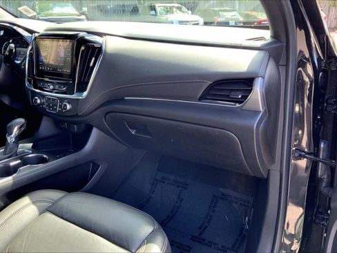 Used 2023 Chevrolet Traverse LT w/ LPO, Floor Liner Package AWD/4WD image 16