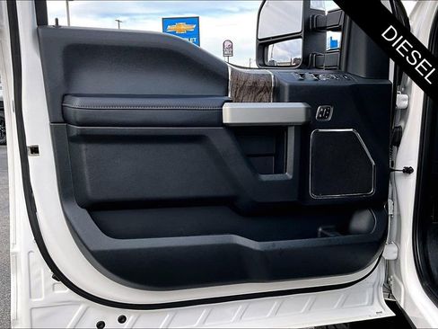 Used 2019 Ford F350 Lariat w/ Lariat Ultimate Package image 20