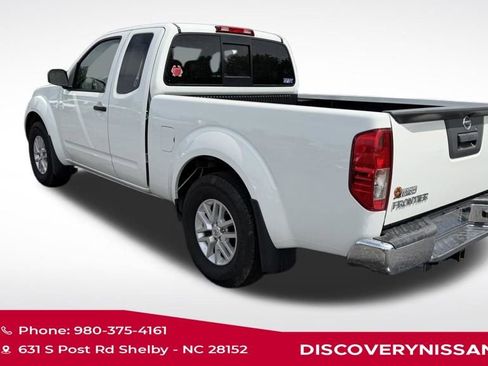 Used 2019 Nissan Frontier SV image 4