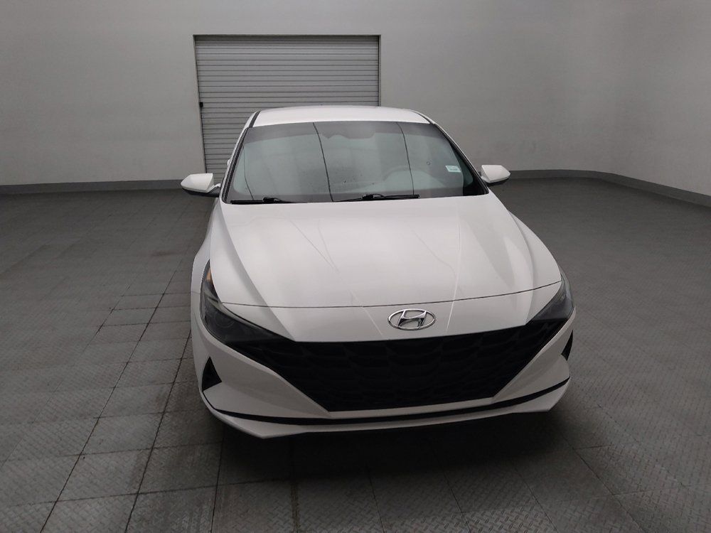Used 2023 Hyundai Elantra SEL FWD image 14