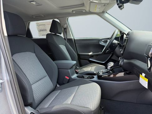 New 2025 Kia Soul EX image 15