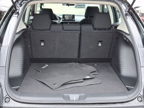Certified 2023 Honda HR-V LX image 29