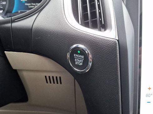 Used 2022 Ford Edge Titanium image 23