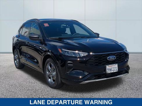 Certified 2023 Ford Escape ST-Line w/ Equipment Group 301A FWD image 7