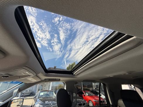 Used 2019 GMC Yukon Denali image 29