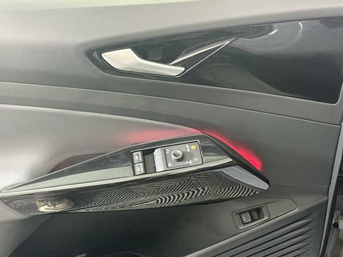 Used 2022 Volkswagen ID.4 Pro S image 15