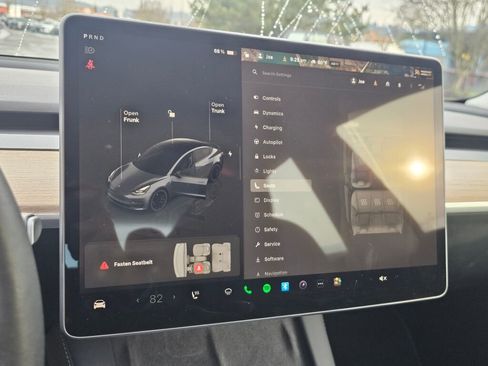 Used 2023 Tesla Model 3 Performance image 35