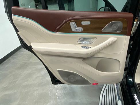 Used 2021 Mercedes-Benz Maybach GLS 600 4MATIC image 57