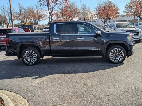 Certified 2024 GMC Sierra 1500 Denali Ultimate image 10