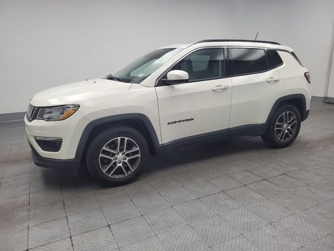 Used 2019 Jeep Compass Latitude w/ Popular Equipment Group FWD image 2