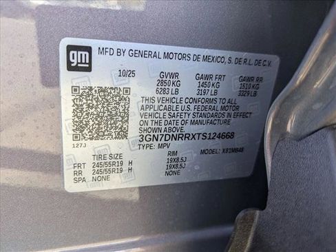 New 2026 Chevrolet Equinox EV LT image 17