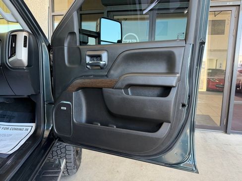 Used 2017 GMC Sierra 3500 Denali w/ Duramax Plus Package AWD/4WD image 40