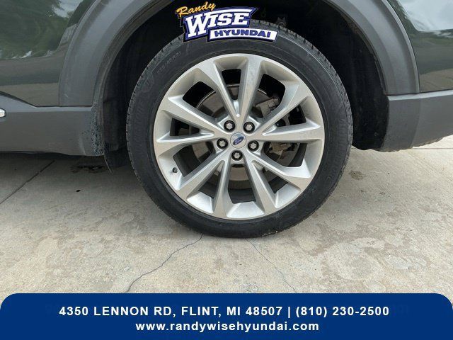 Used 2022 Ford Explorer Platinum AWD/4WD image 31