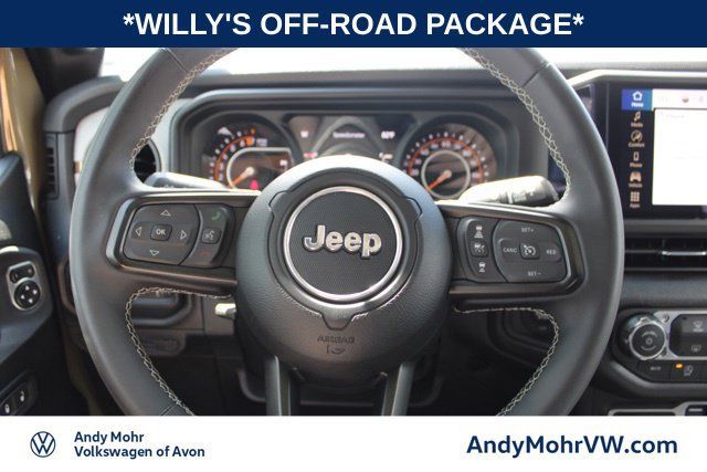Used 2025 Jeep Gladiator Sport AWD/4WD image 27