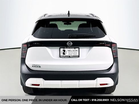 New 2026 Nissan Kicks SV w/ SV Premium Package FWD image 6