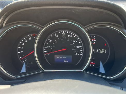 Used 2014 Nissan Murano S image 17