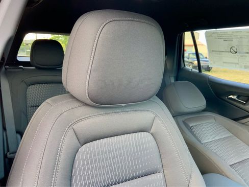 New 2026 Chevrolet Equinox LT w/ Safety and Technology Package image 30