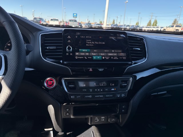 New 2026 Honda Ridgeline Black Edition image 18