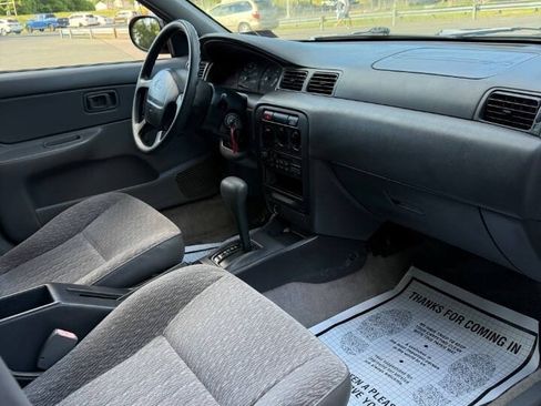 Used 1999 Nissan Sentra XE FWD image 15