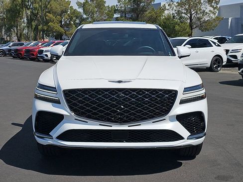Certified 2026 Genesis GV80 3.5T e-SC AWD/4WD image 3