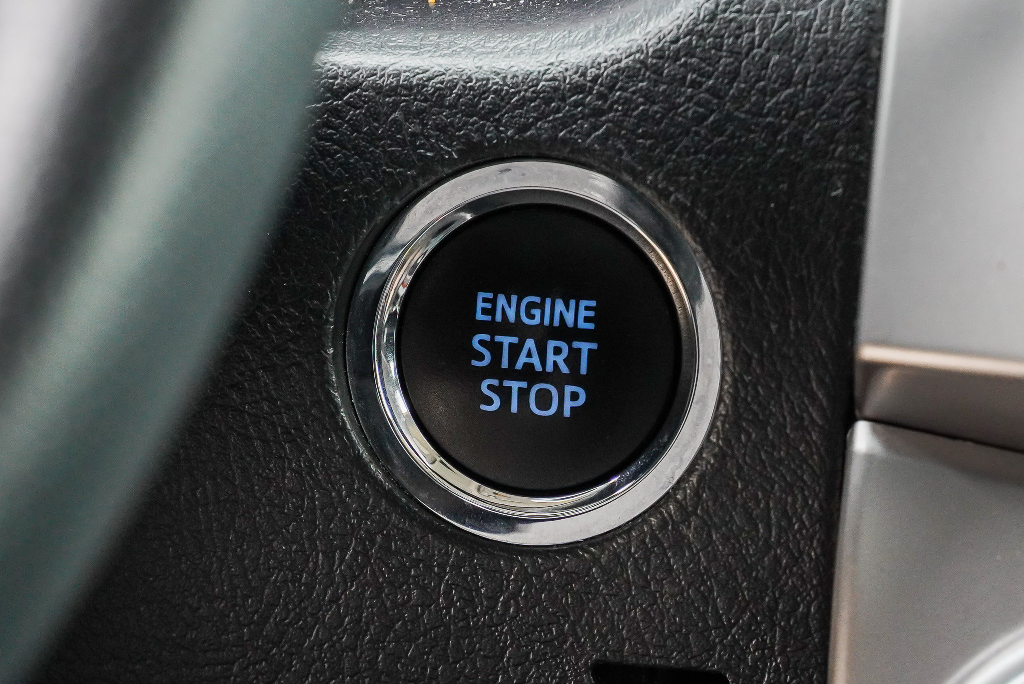 Used 2024 Toyota 4Runner SR5 AWD/4WD image 35