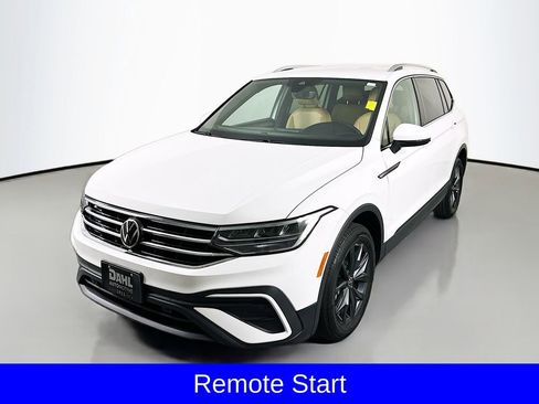 Used 2022 Volkswagen Tiguan SE image 6