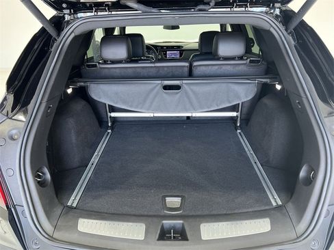 Used 2025 Cadillac XT5 Premium Luxury image 25