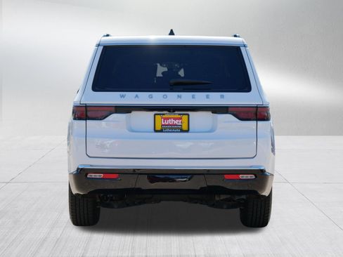 Certified 2024 Jeep Wagoneer 4WD w/ Convenience Group I image 6