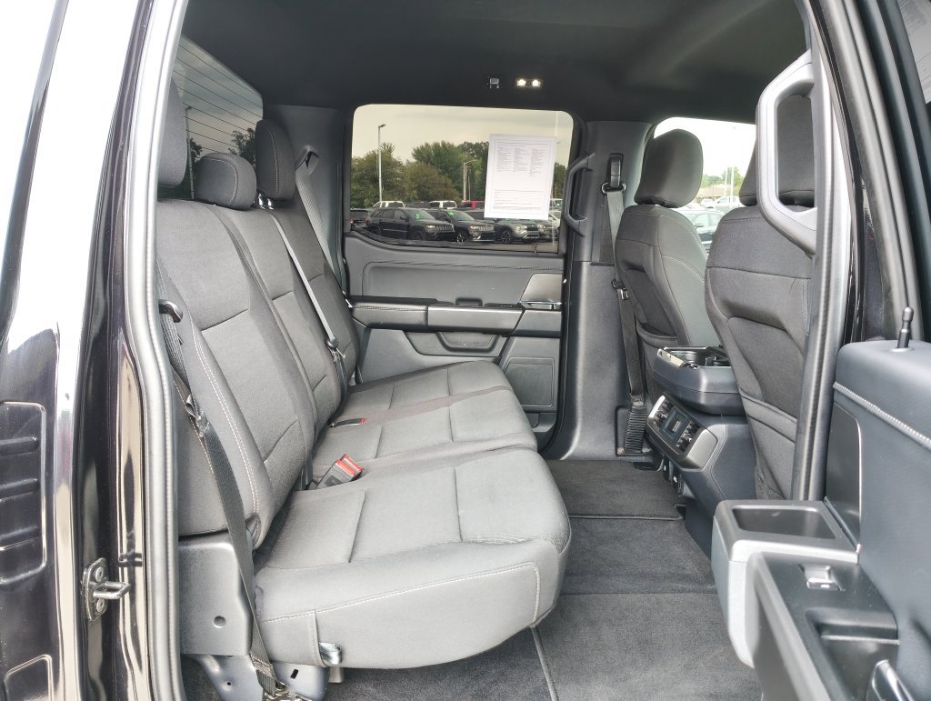 Used 2024 Ford F150 XLT w/ XLT Black Appearance Package AWD/4WD image 11