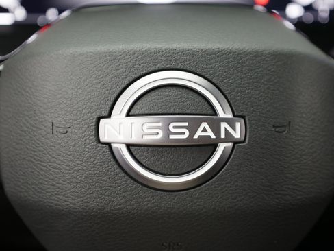 Used 2026 Nissan Rogue SL FWD image 26