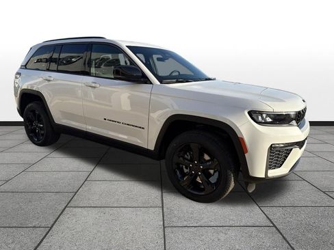 New 2026 Jeep Grand Cherokee Limited w/ Limited Altitude Package image 7