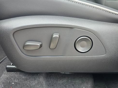 New 2026 Buick Enclave Preferred w/ Power Package AWD/4WD image 17