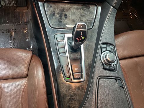 Used 2012 BMW 650i Coupe image 28