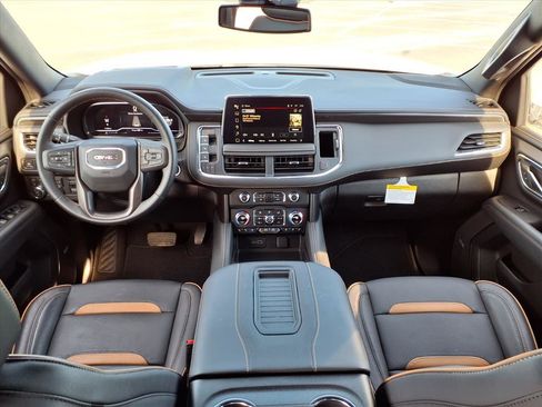 Used 2024 GMC Yukon AT4 w/ AT4 Premium Plus Package AWD/4WD image 29
