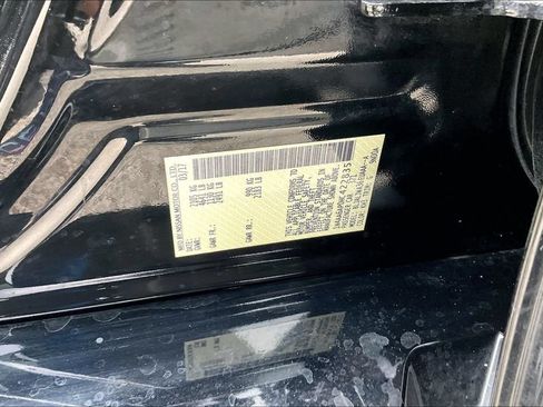 Used 2017 Nissan Maxima 3.5 SV FWD image 16