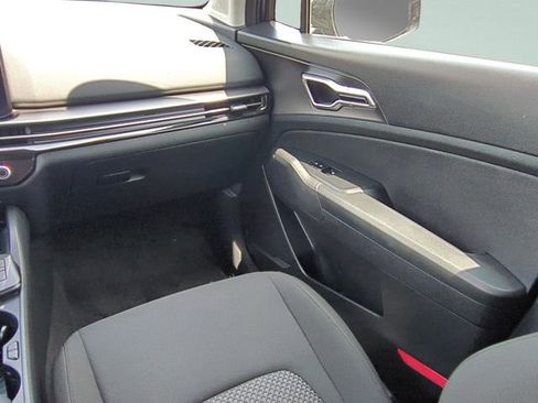 Used 2026 Kia Sportage S AWD/4WD image 15