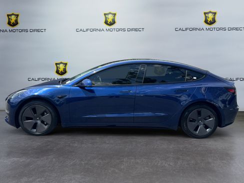 Used 2023 Tesla Model 3 Standard Range RWD image 2