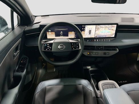 New 2026 Nissan Leaf SV+ w/ Illuminated Package FWD image 22