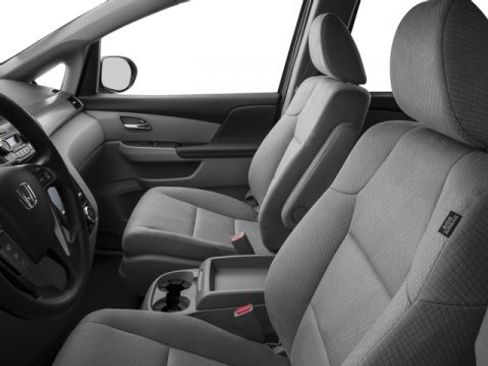 Used 2017 Honda Odyssey EX image 9