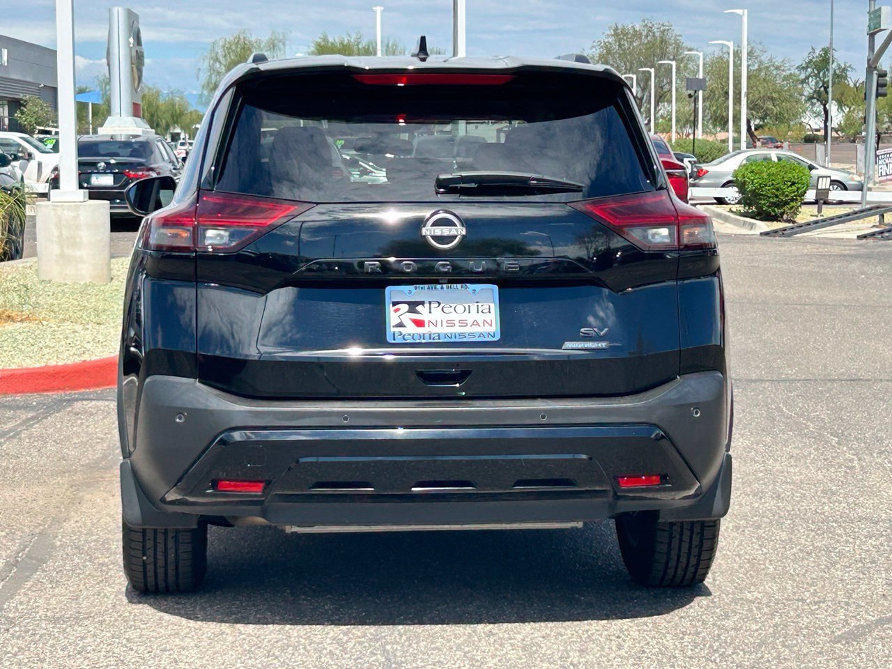 Certified 2023 Nissan Rogue SV w/ SV Premium B Package FWD image 5