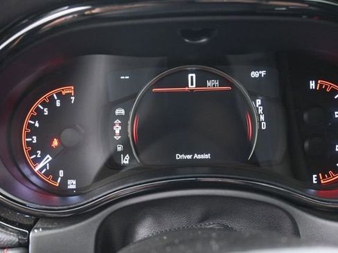 Used 2025 Dodge Durango GT AWD/4WD image 9