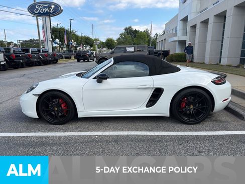 Used 2017 Porsche 718 Boxster S RWD image 3