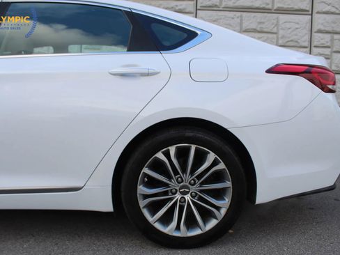 Used 2017 Genesis G80 3.8 w/ Option Group 02 image 10